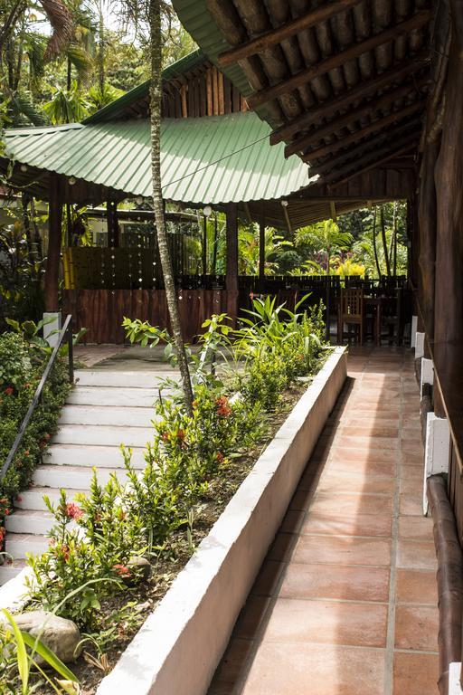 Manuel Antonio Hostel Resort Kültér fotó