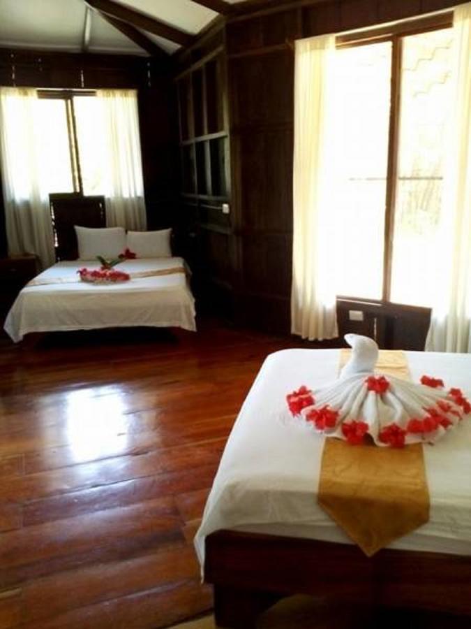Manuel Antonio Hostel Resort Kültér fotó