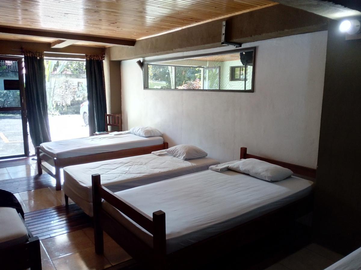 Manuel Antonio Hostel Resort Kültér fotó