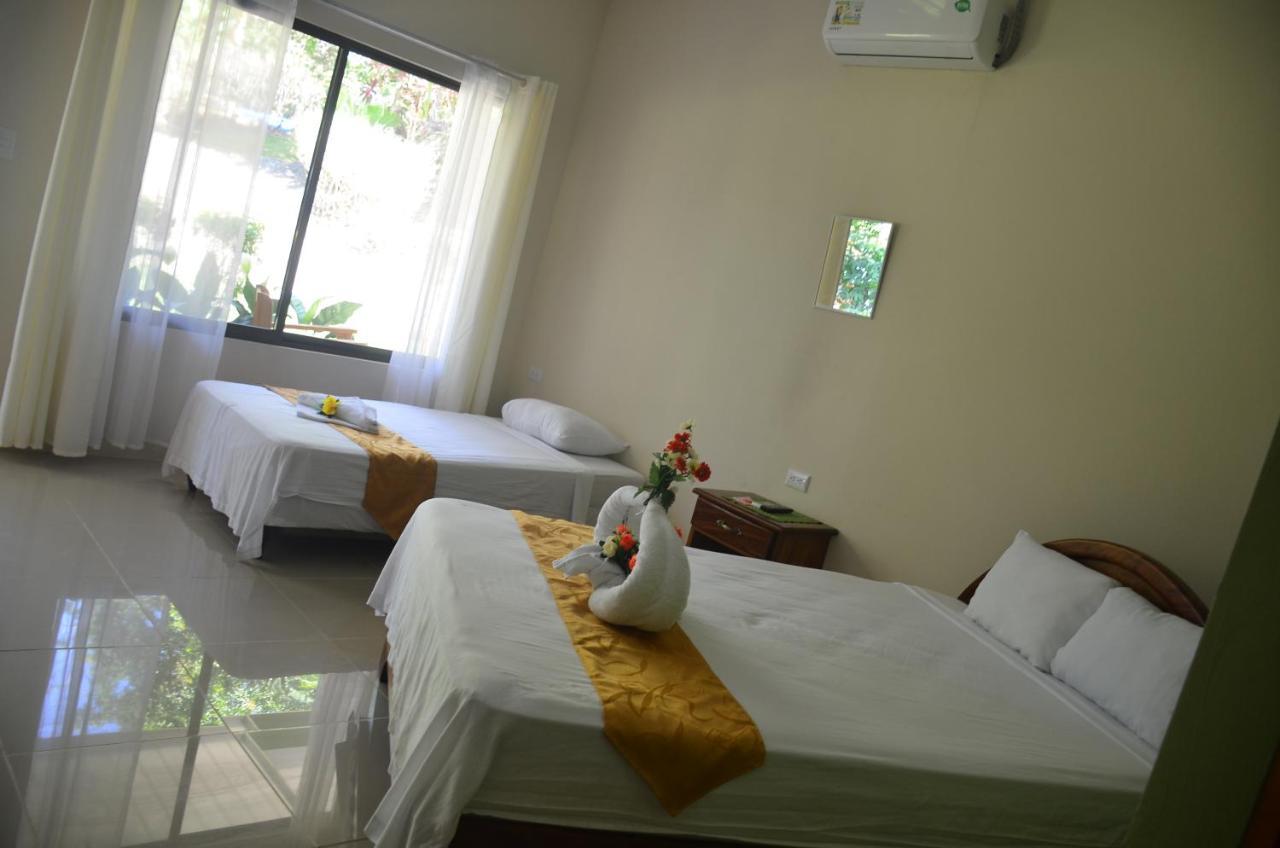 Manuel Antonio Hostel Resort Kültér fotó